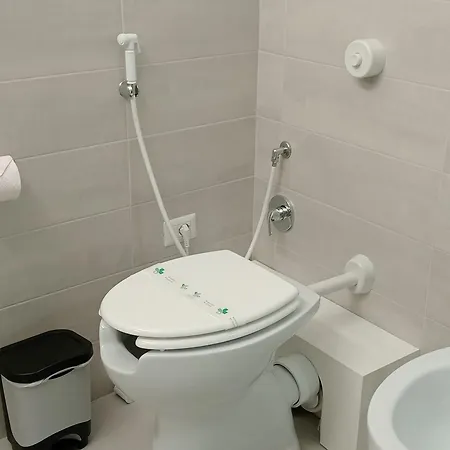 Alojamento de Acomodação e Pequeno-almoço Brotzu 5*